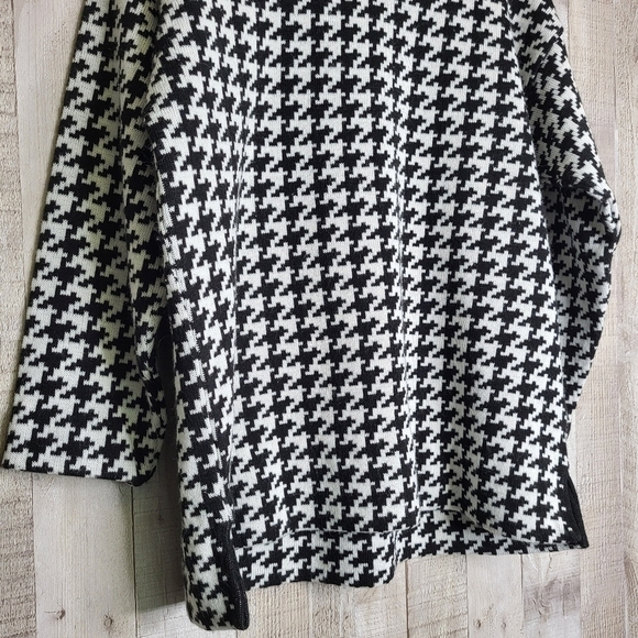 Marks & Spencer Houndstooth Sweater. Black & White. Size 14 - Picture 6 of 12